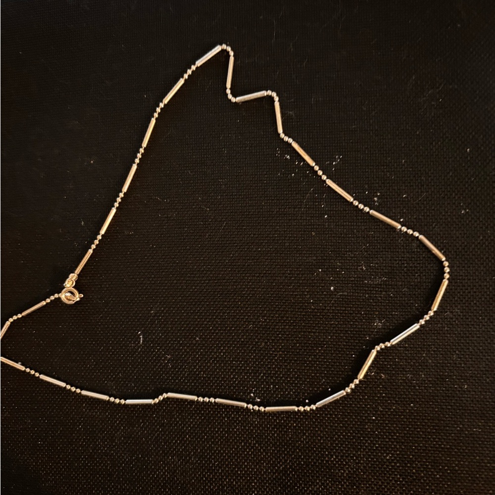 Elegant Silver Necklace - Picture 10 of 12